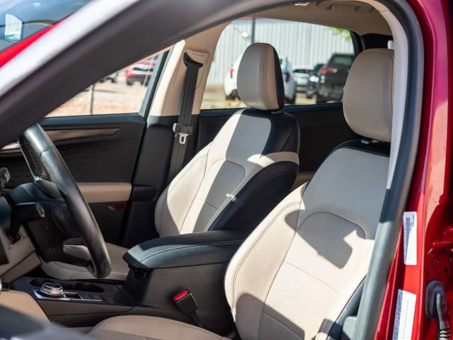 Certified 2020 Ford Escape Titanium w/ Titanium Premium Package 2.0 image 25