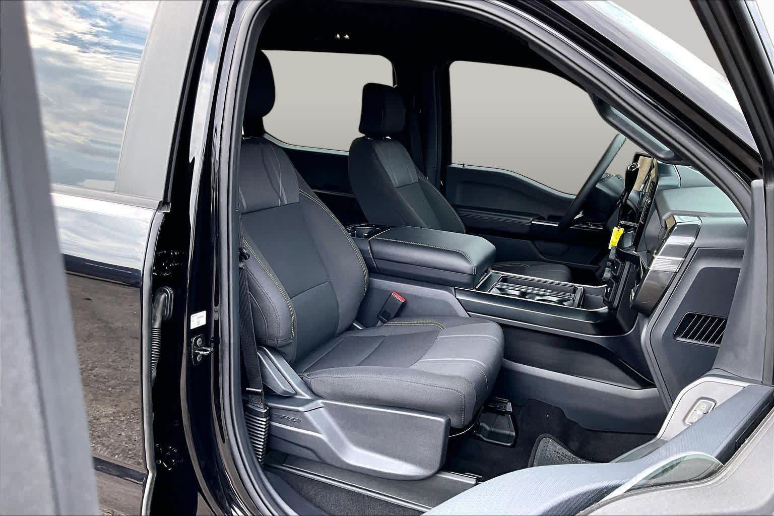 Certified 2025 Ford F150 STX AWD/4WD image 11