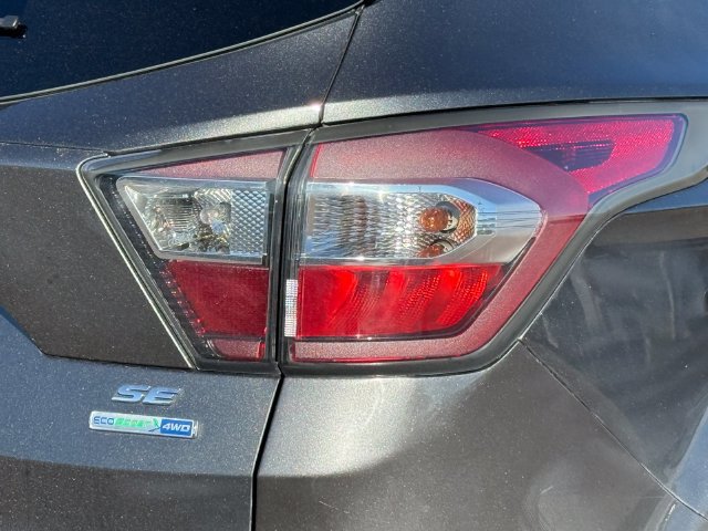 Certified 2017 Ford Escape SE w/ Equipment Group 201A AWD/4WD image 30
