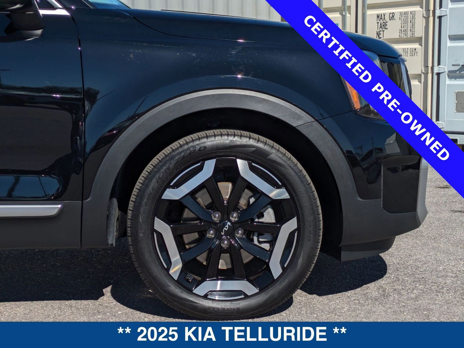 Used 2025 Kia Telluride EX image 12