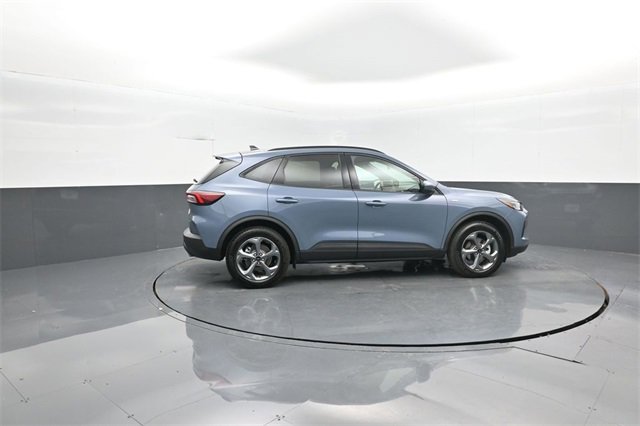 Certified 2025 Ford Escape ST-Line Elite image 8