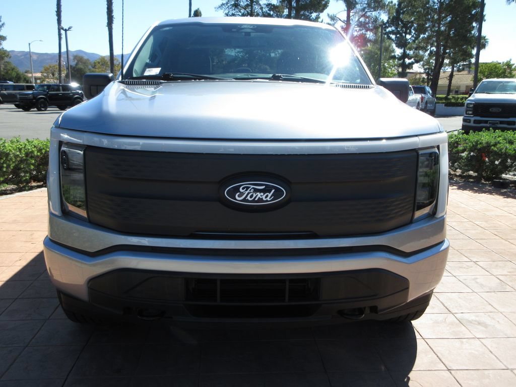 Certified 2024 Ford F150 Lightning XLT w/ Max Trailer Tow Package AWD/4WD image 8