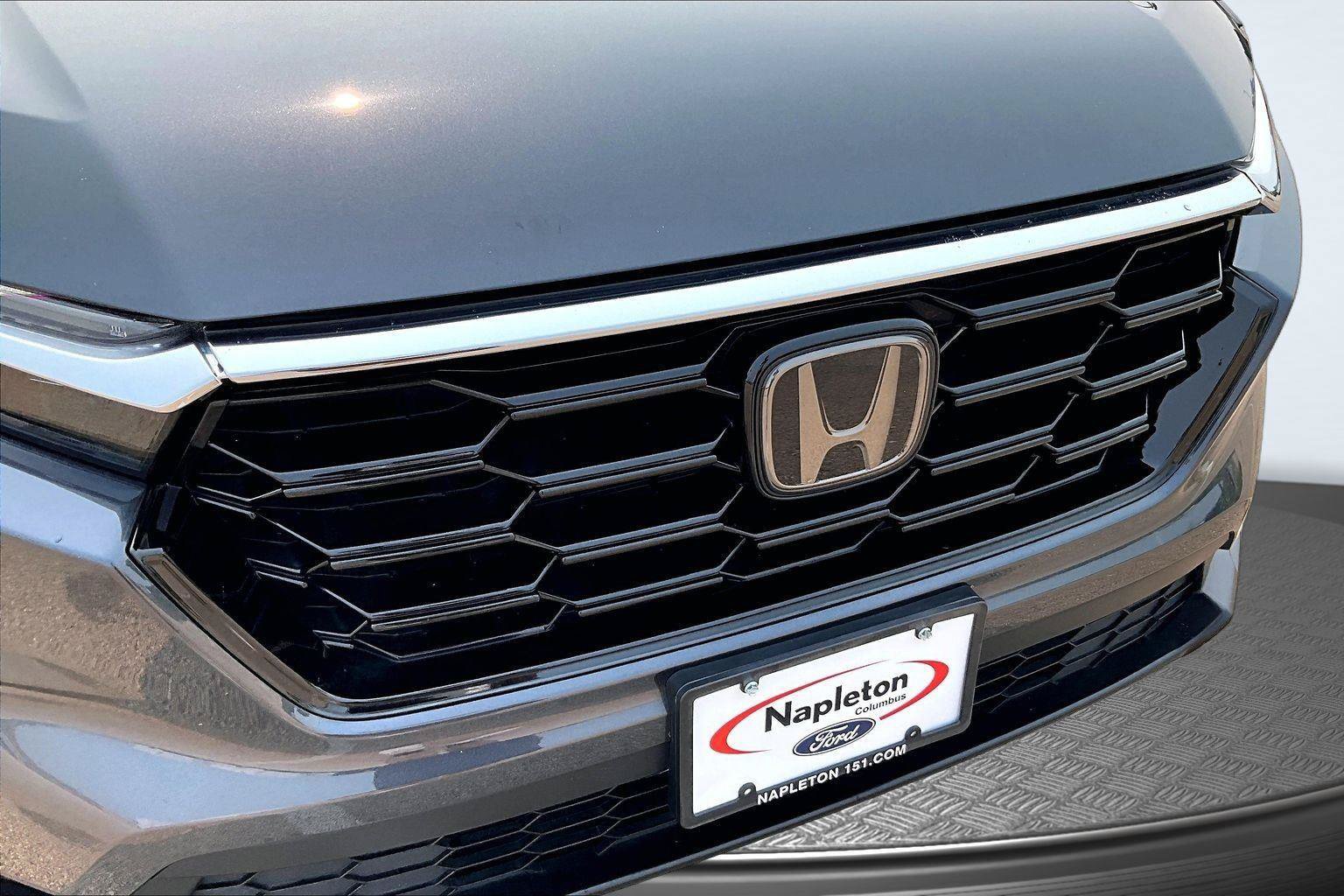 Used 2025 Honda CR-V EX image 29