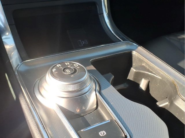 Certified 2023 Ford Edge Titanium AWD/4WD image 18