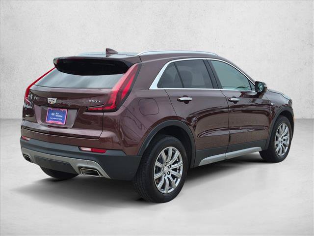 Used 2023 Cadillac XT4 Premium Luxury w/ Cold Weather Package AWD/4WD image 5