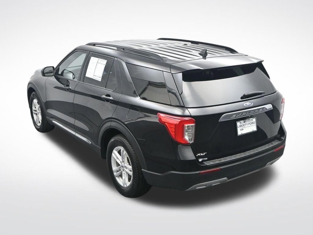 Certified 2024 Ford Explorer XLT w/ Equipment Group 202A image 30