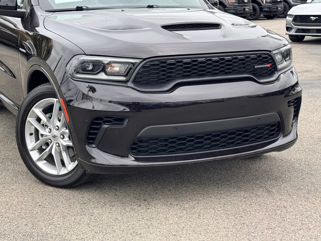 Used 2023 Dodge Durango R/T w/ Trailer Tow Group IV RWD image 3