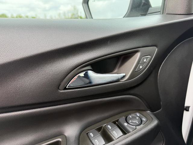 Used 2023 Chevrolet Equinox LT image 13
