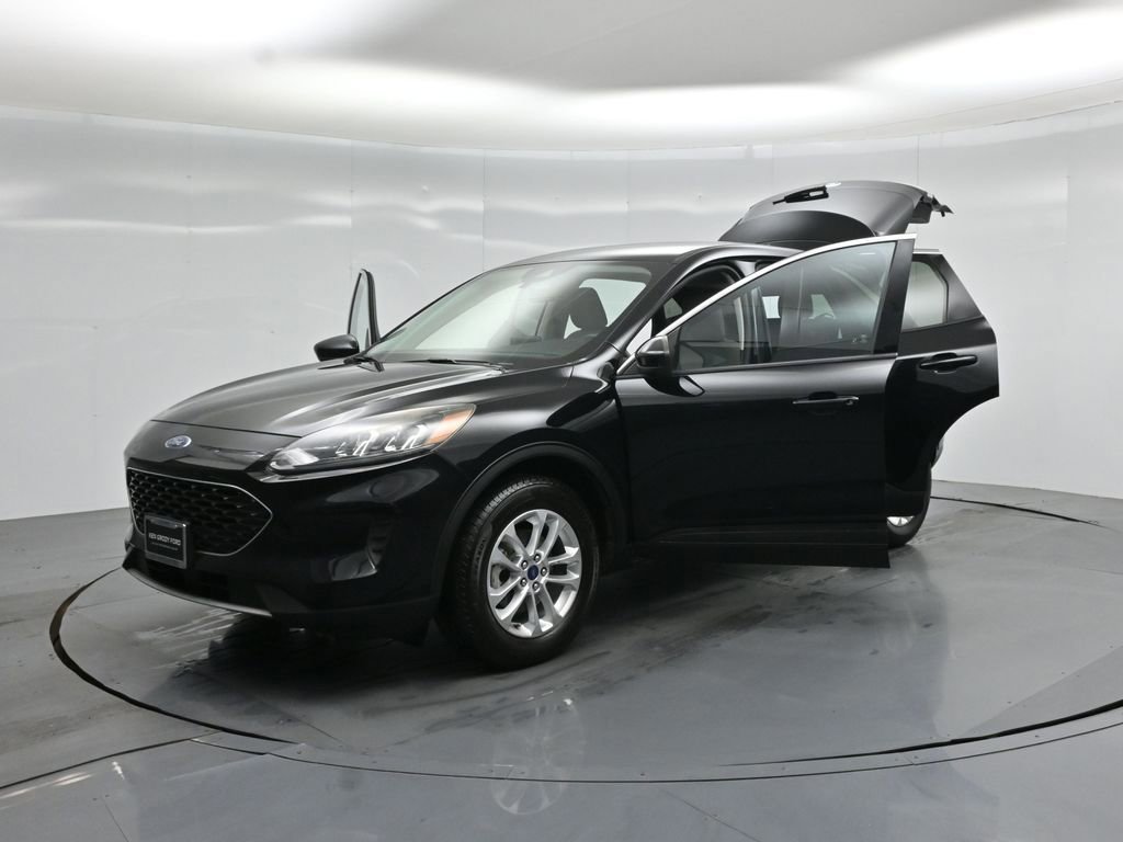 Certified 2021 Ford Escape SE image 50