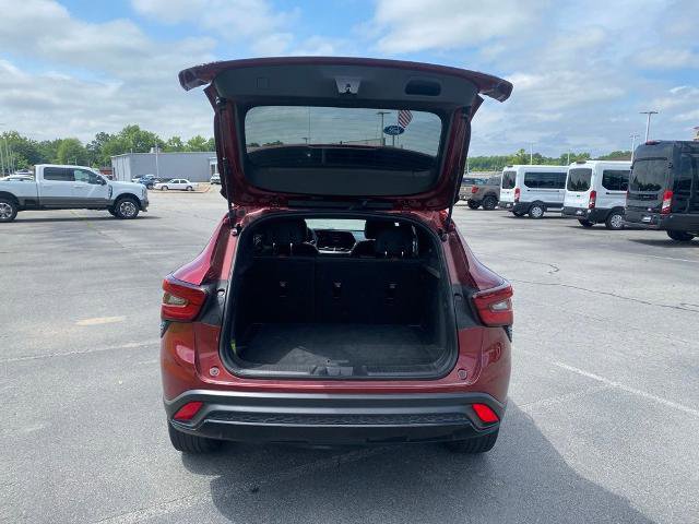 Used 2025 Chevrolet Trax RS FWD image 9