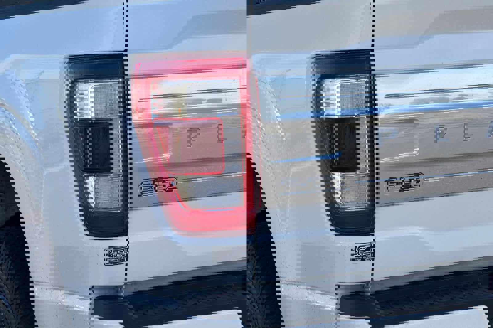 Certified 2021 Ford F150 Platinum w/ FX4 Off-Road Package image 27