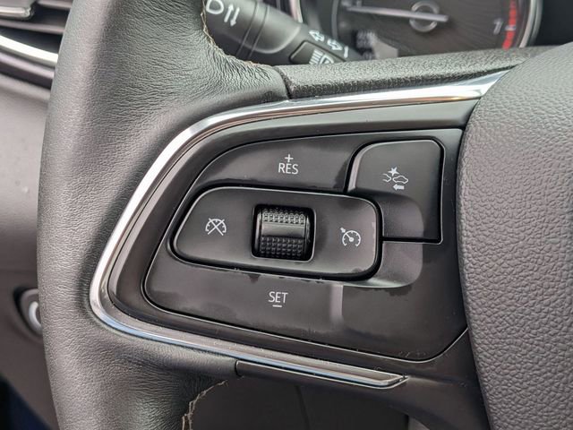 Used 2023 Buick Encore GX Select AWD/4WD image 19