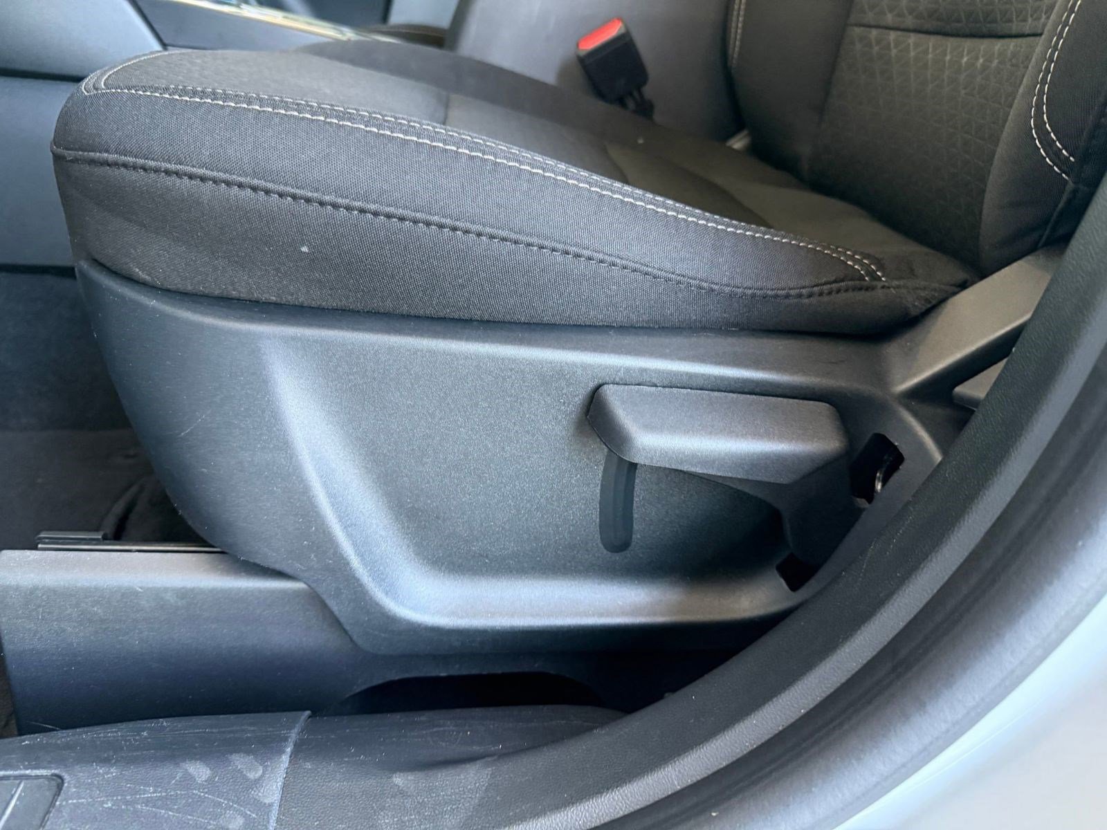 Certified 2025 Ford Escape Active FWD image 14