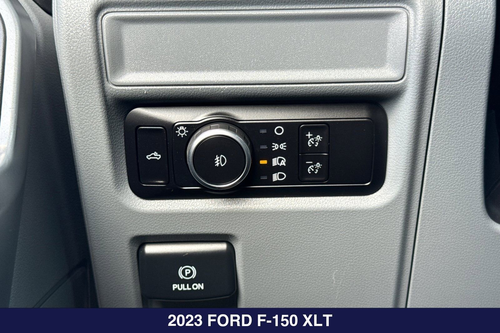 Certified 2023 Ford F150 XLT w/ Trailer Tow Package AWD/4WD image 28
