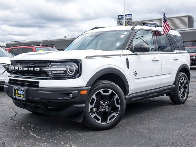 Certified 2023 Ford Bronco Sport Outer Banks w/ Tech Package AWD/4WD image 1