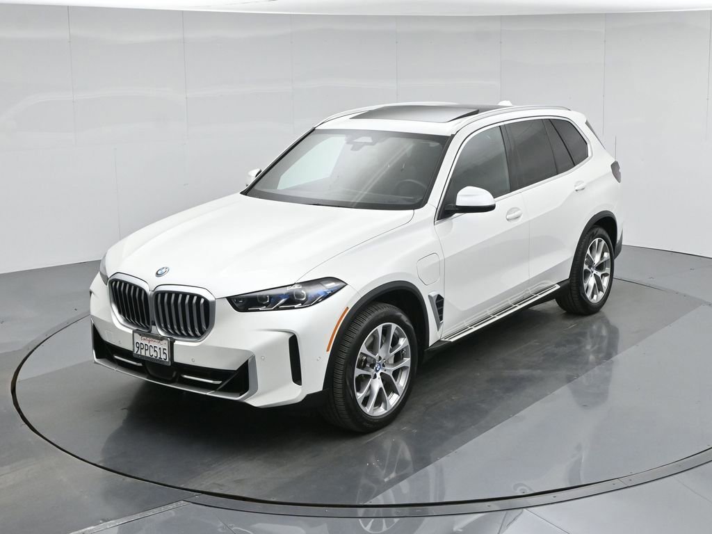 Used 2025 BMW X5 xDrive50e image 29