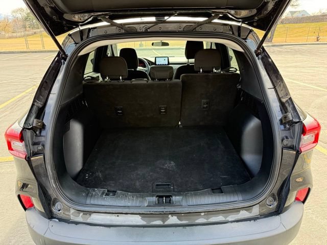 Certified 2025 Ford Escape Active AWD/4WD image 9