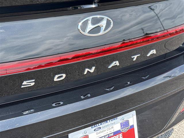 Used 2023 Hyundai Sonata SEL w/ Convenience Package FWD image 10