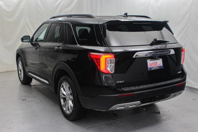 Certified 2023 Ford Explorer XLT w/ Equipment Group 202A AWD/4WD image 6