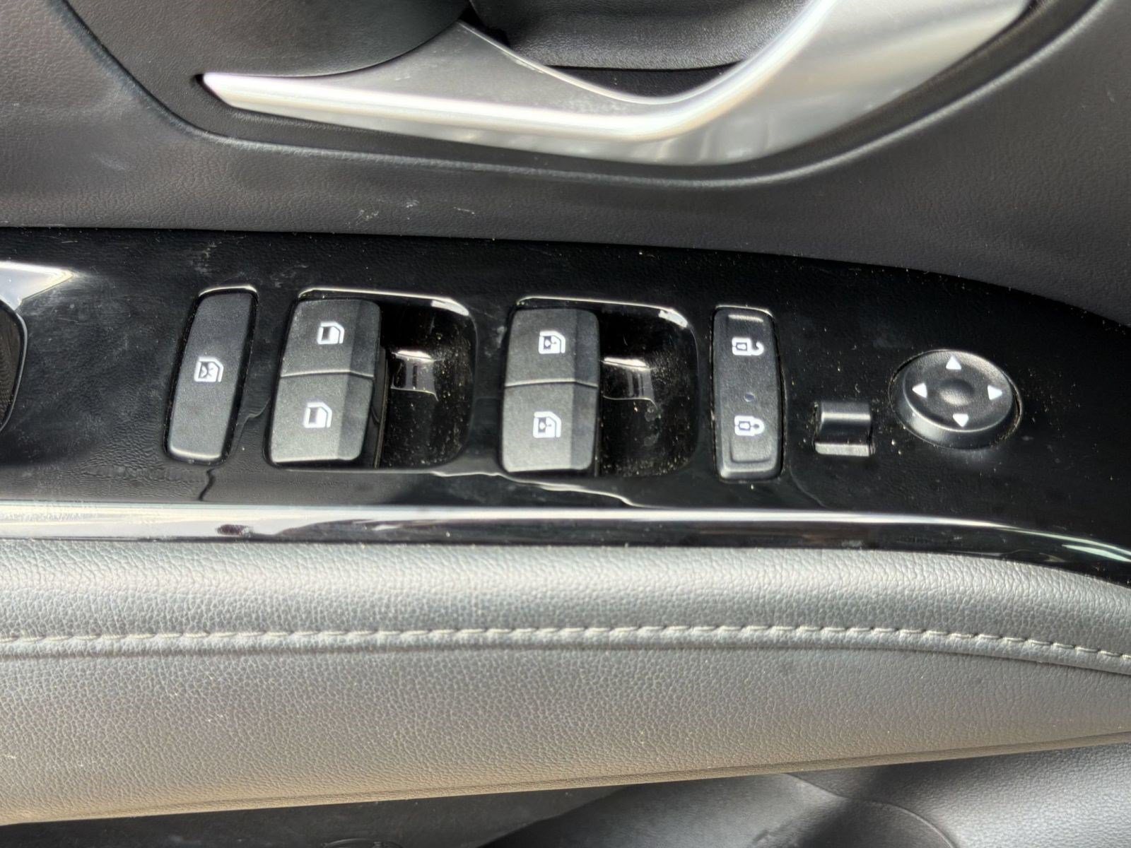 Used 2024 Hyundai Tucson Limited FWD image 24