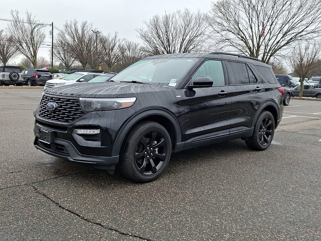 Certified 2023 Ford Explorer ST-Line image 6