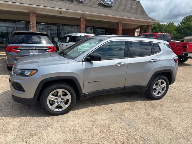 Used 2024 Jeep Compass Latitude