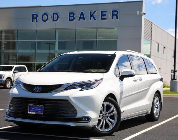 Used 2021 Toyota Sienna Platinum