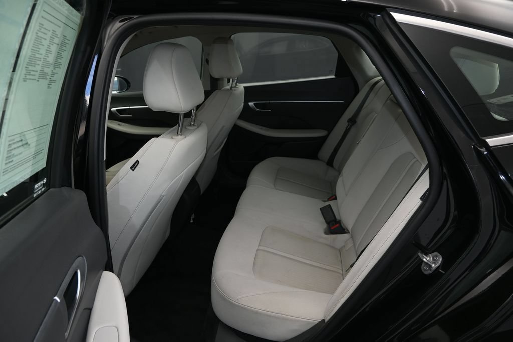 Used 2025 Hyundai Sonata SEL FWD image 18