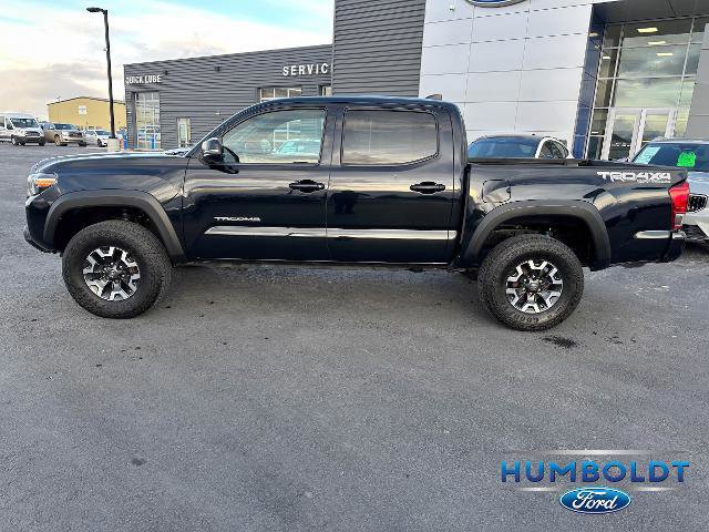 Used 2020 Toyota Tacoma TRD Off-Road w/ Technology Package image 2
