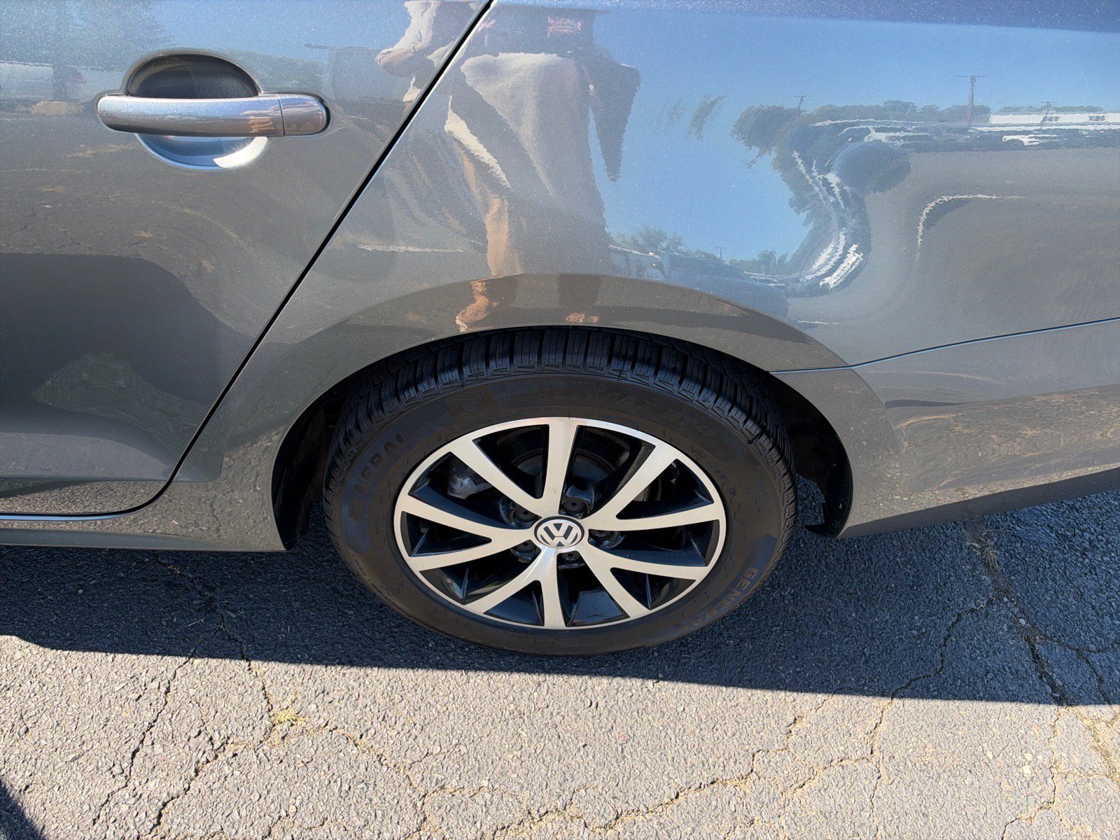 Used 2018 Volkswagen Jetta SE FWD image 30
