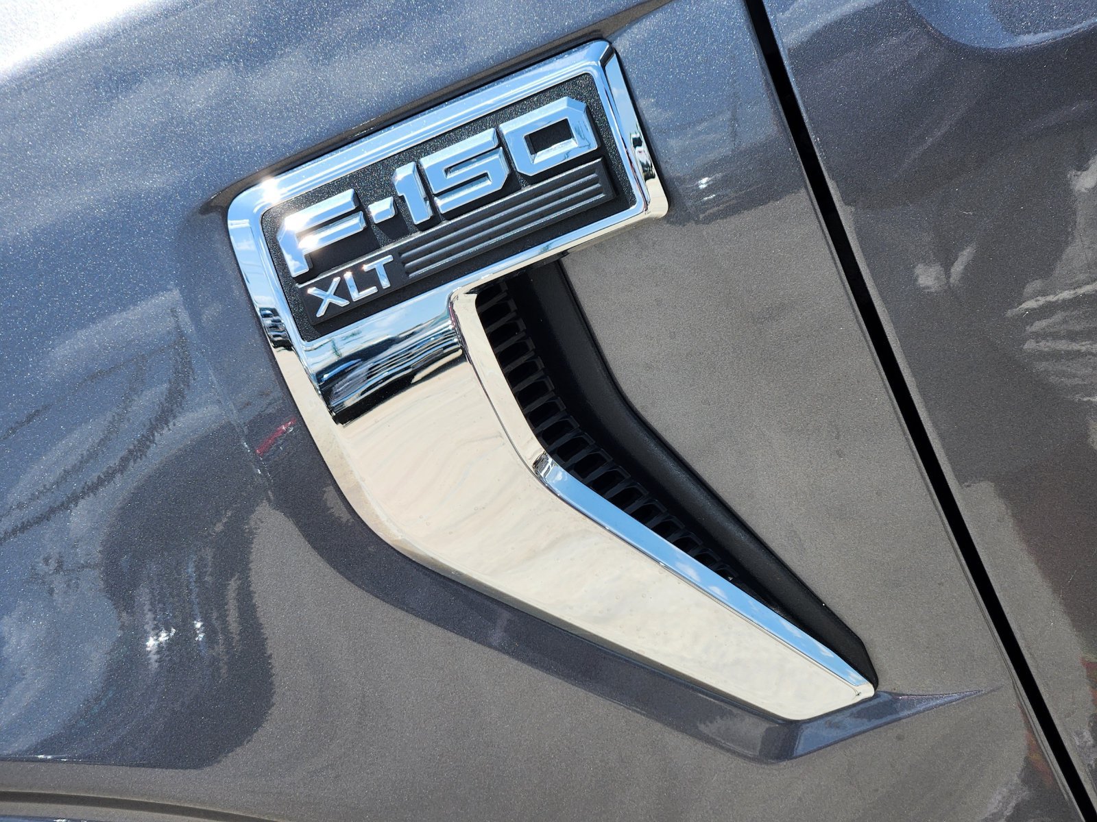 Certified 2022 Ford F150 XLT w/ Equipment Group 302A High AWD/4WD image 9