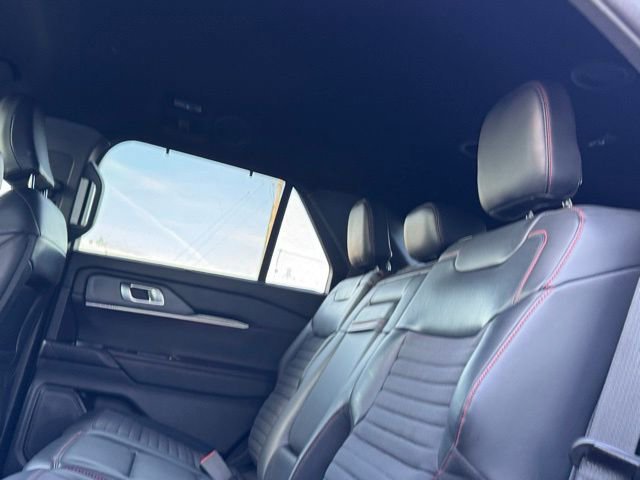 Certified 2025 Ford Explorer ST-Line w/ Premium Package image 16
