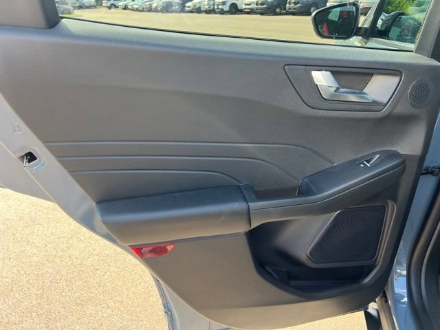 Certified 2024 Ford Escape ST-Line Select w/ Tech Pack #2 AWD/4WD image 17
