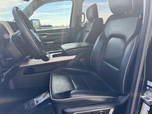 Used 2022 RAM 1500 Laramie AWD/4WD image 12