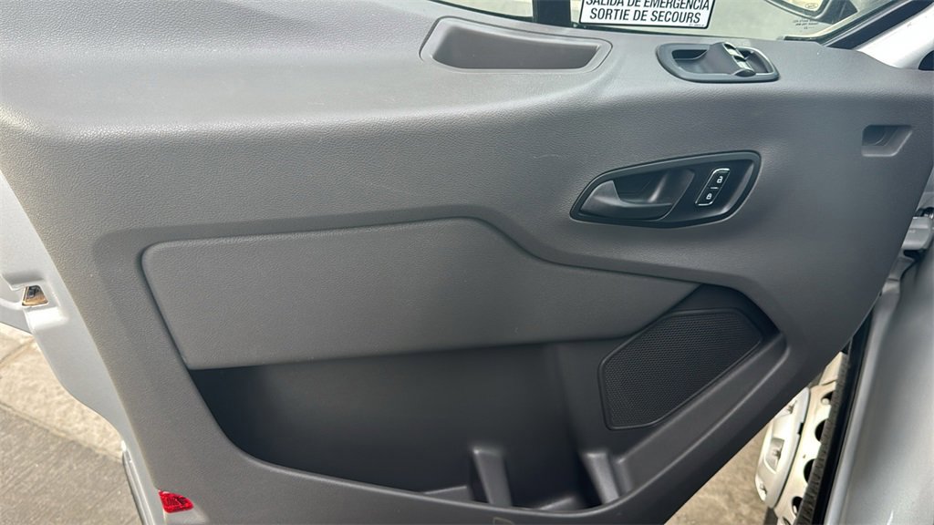 Certified 2022 Ford Transit 350 XLT image 19