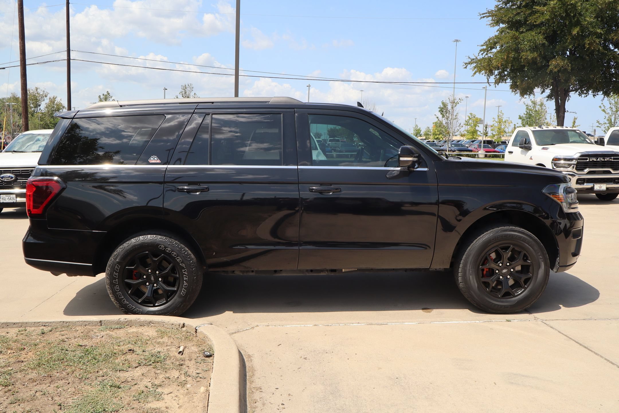 Certified 2022 Ford Expedition Timberline AWD/4WD image 2