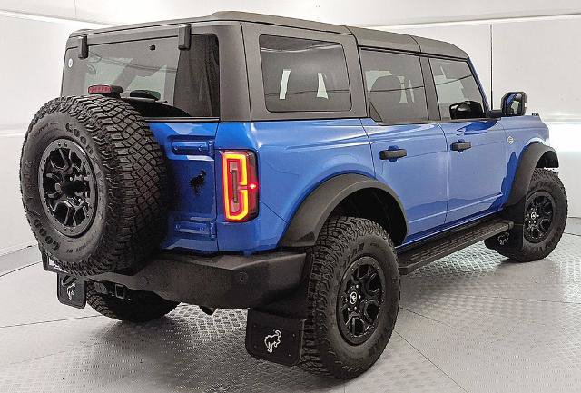 Certified 2022 Ford Bronco Wildtrak AWD/4WD image 3