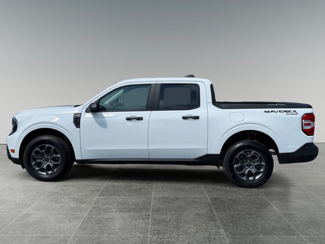 Certified 2025 Ford Maverick XLT FWD image 3