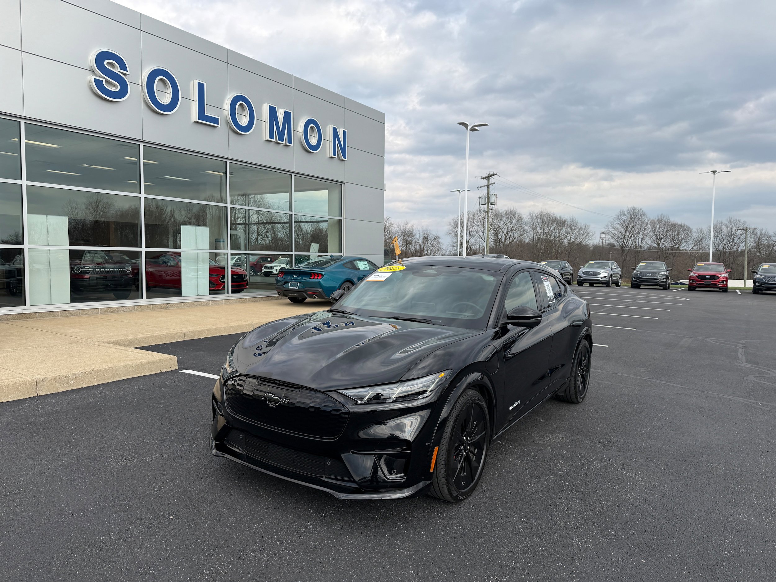 Certified 2025 Ford Mustang Mach-E GT AWD/4WD image 2