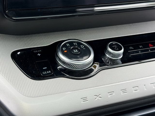 Certified 2025 Ford Expedition Active RWD image 23