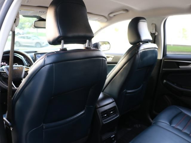 Certified 2024 Ford Edge SEL w/ Sport Appearance Package AWD/4WD image 15
