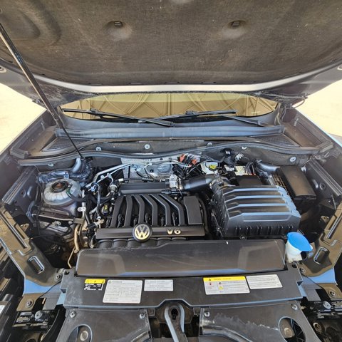 Used 2021 Volkswagen Atlas SEL Premium image 11