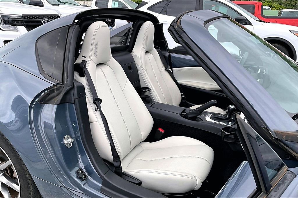 Used 2021 MAZDA MX-5 Miata RF Grand Touring RWD image 7