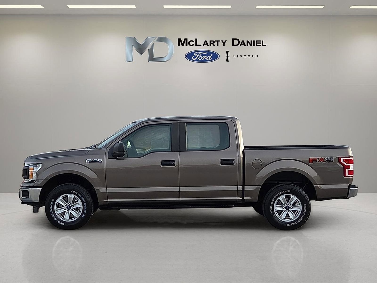 Certified 2019 Ford F150 XL w/ Equipment Group 101A Mid image 3