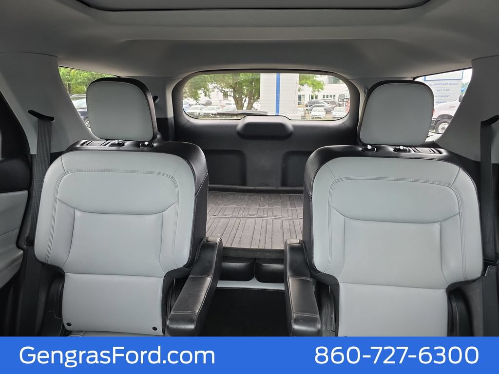 Certified 2021 Ford Explorer XLT w/ Equipment Group 202A AWD/4WD image 38