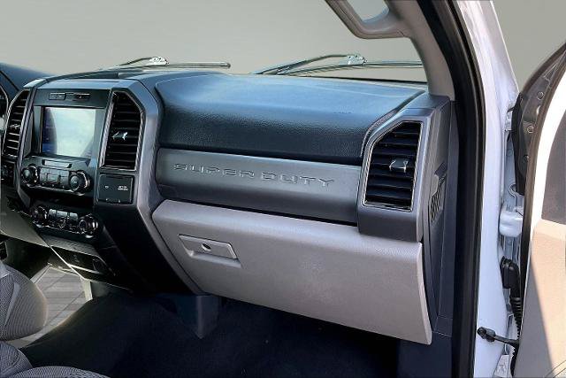 Certified 2022 Ford F350 XLT AWD/4WD image 17