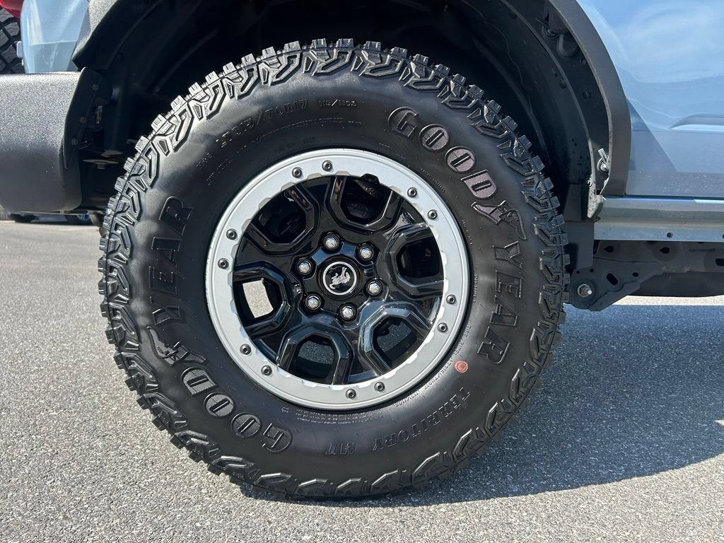 Certified 2023 Ford Bronco Big Bend w/ Sasquatch Package AWD/4WD image 11