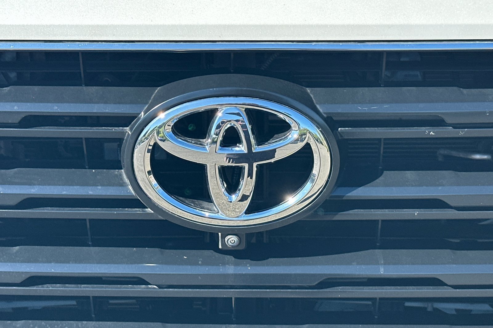 Used 2025 Toyota Sequoia Limited w/ Tow Technology Package AWD/4WD image 47