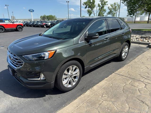 Certified 2023 Ford Edge Titanium w/ Class II Trailer Tow Package AWD/4WD image 4