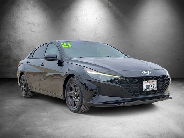 Used 2021 Hyundai Elantra SEL FWD video 2